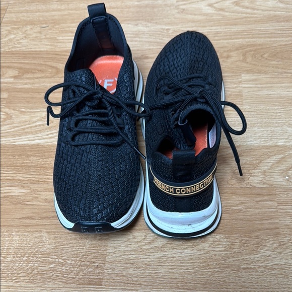 French Connection men’s 9 Black Textured Sole Sneakers - Picture 1 of 5